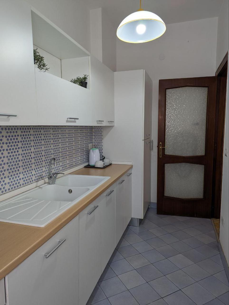 Piccolo Appartamento Con Grande Terrazzo Panoramico مايوري المظهر الخارجي الصورة