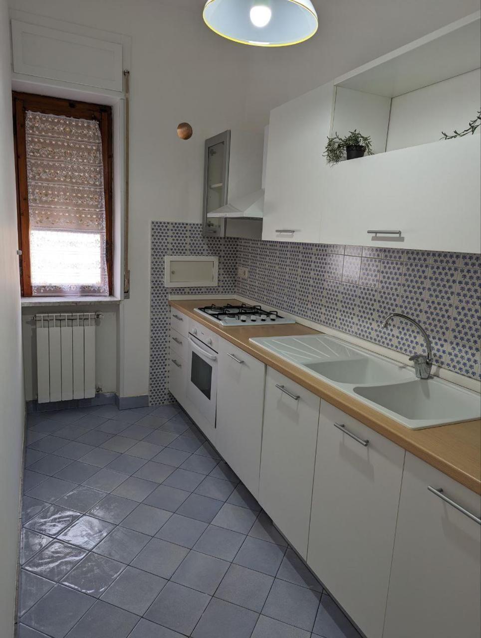 Piccolo Appartamento Con Grande Terrazzo Panoramico مايوري المظهر الخارجي الصورة