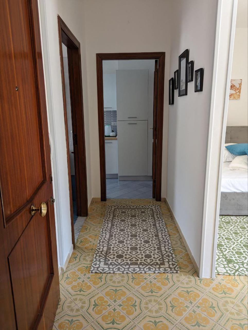 Piccolo Appartamento Con Grande Terrazzo Panoramico مايوري المظهر الخارجي الصورة