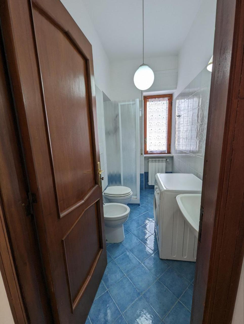 Piccolo Appartamento Con Grande Terrazzo Panoramico مايوري المظهر الخارجي الصورة